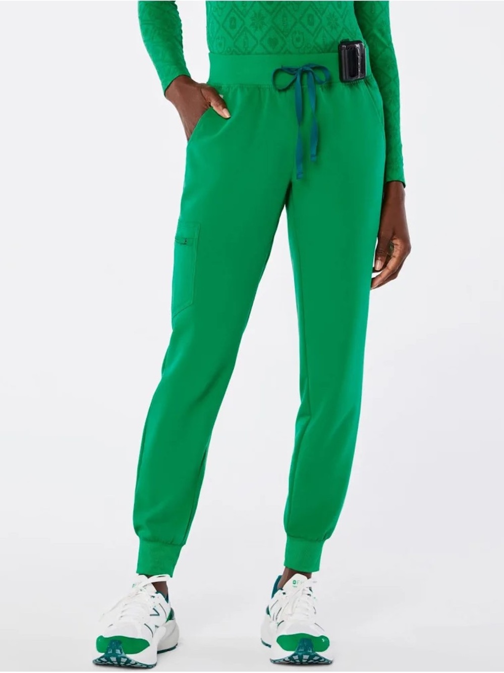 Figs High Waist Jogger Scrubs Womens Size Medium Pockets Evergreen Pants Medical